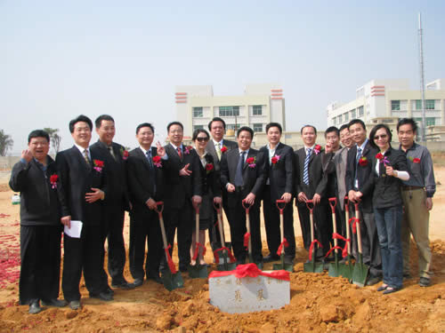 聯(lián)建光電的大家庭里，所有人齊心協(xié)力，眾志成城