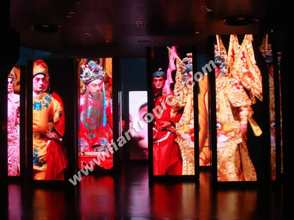 從上海世博香港館顯示屏看LED顯示產(chǎn)品未來發(fā)展